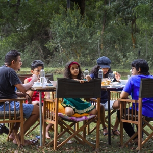 Experiencing the lunch with their family at Big game camps in Sri Lanka 