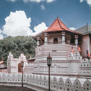 Temple of tooth relic at Kandy in Sri Lanka 